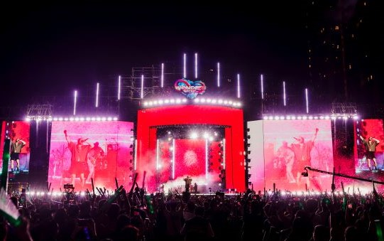 Imagine Dragons và dàn sao Việt mang khoảnh khắc bùng nổ tới 8WONDER Winter