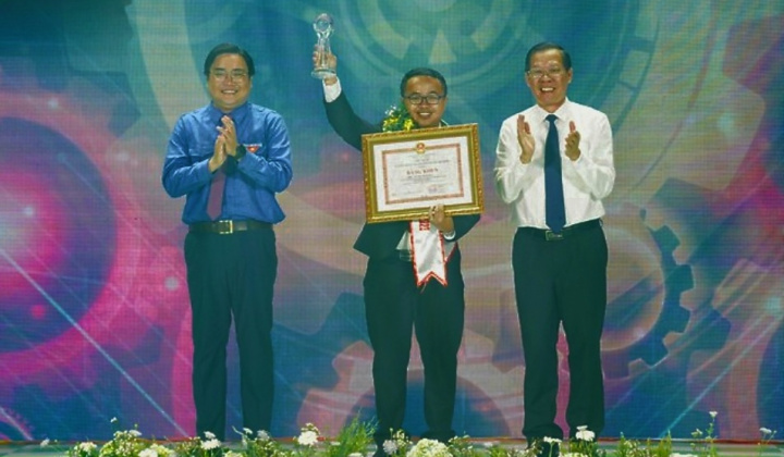 Năm Thìn, 'xông đất' nhà khoa học tuổi Thìn