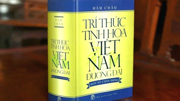 Đào tạo và sử dụng đội ngũ trí thức tinh hoa Việt Nam trong thời kỳ đổi mới: Thành tựu và những vấn đề đặt ra