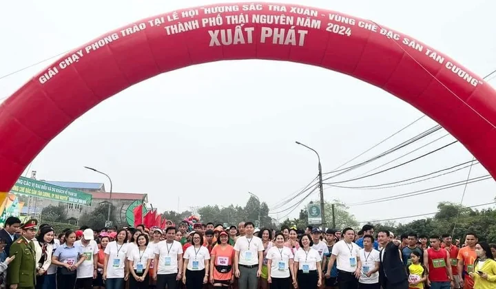 Thái Nguyên: Tưng bừng tại lễ hội Hương sắc trà Xuân – Vùng chè đặc sản Tân Cương
