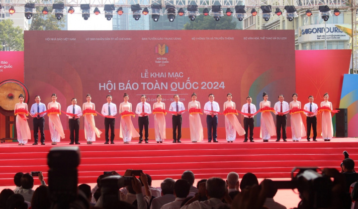 Sôi nổi các hoạt động tại Hội Báo toàn quốc 2024
