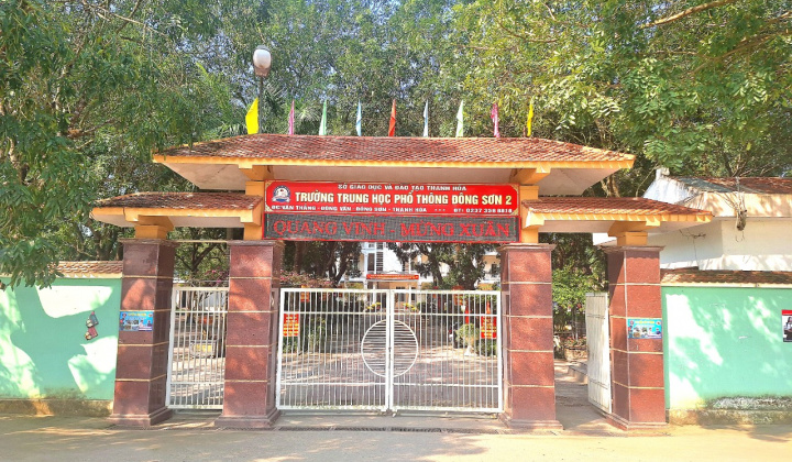 Trường THPT Đông Sơn 2: Nâng cao chất lượng dạy và học gắn với bảo vệ môi trường