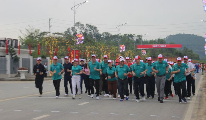 Phát động Ngày chạy Olympic vì sức khỏe toàn dân và Giải Việt dã Tiền Phong huyện Đồng Hỷ năm 2024