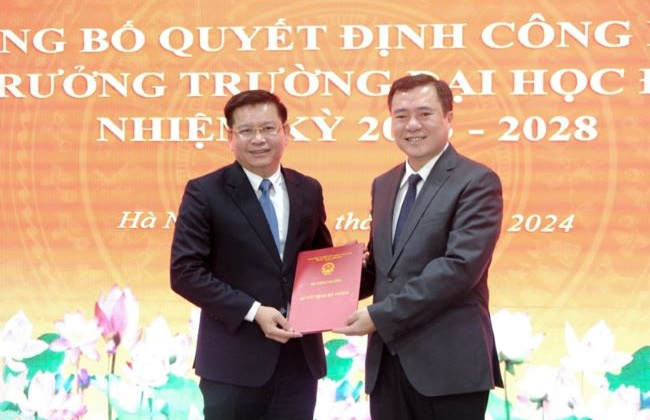 PGS.TS Đinh Văn Châu chính thức trở thành Hiệu trưởng Trường Đại học Điện lực nhiệm kỳ năm 2023-2028.