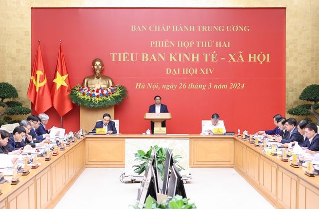 Thủ tướng Phạm Minh Chính chủ trì phiên họp Tiểu ban Kinh tế - xã hội Đại hội XIV của Đảng