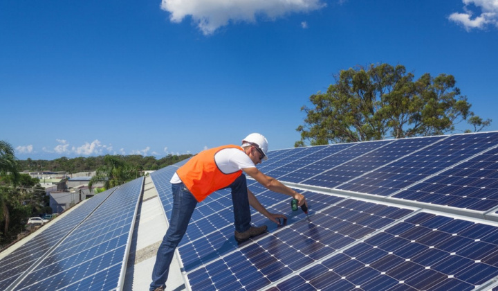 Gov't to decree rooftop solar power