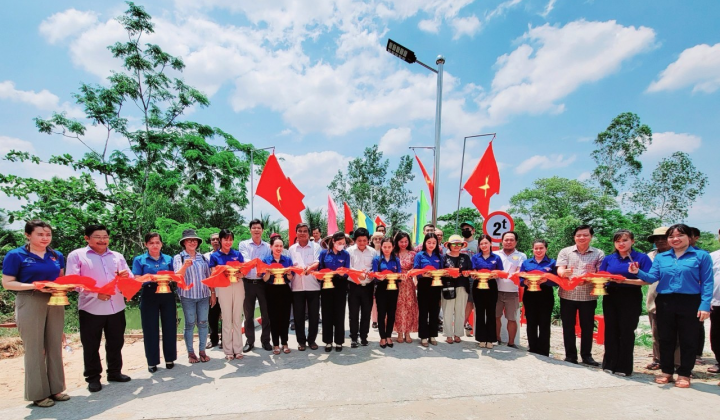 Lễ khánh thành cầu Ngã Cạy tại Xã Phú Mỹ, Huyện Mỹ Tú, Tỉnh Sóc Trăng, "Cây cầu của lòng nhân ái"