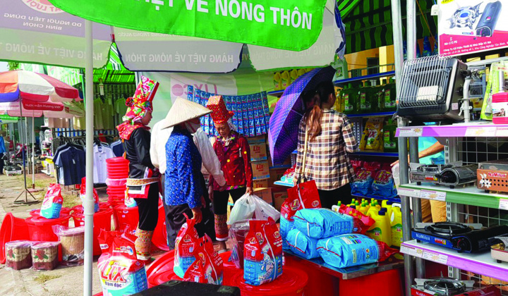 Người dân vùng biên tin dùng hàng Việt chất lượng cao