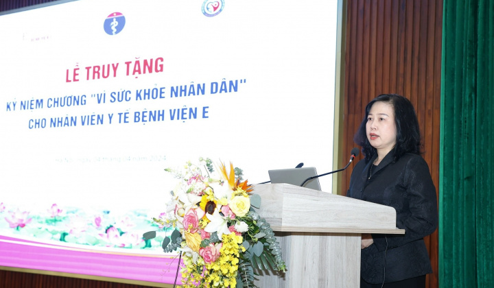 Truy tặng Kỷ niệm chương "Vì sức khỏe nhân dân" cho người hiến đa tạng