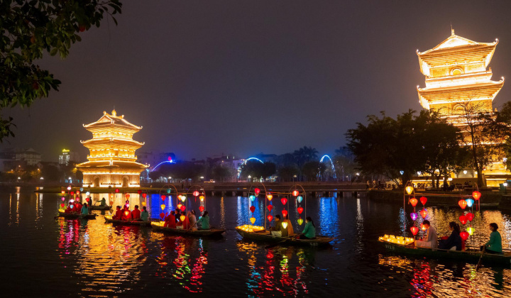 Doanh thu du lịch Ninh Bình bội thu trong 05 ngày nghỉ Lễ