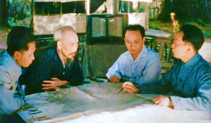 Chủ tịch Hồ Chí Minh với chiến dịch Điện Biên Phủ