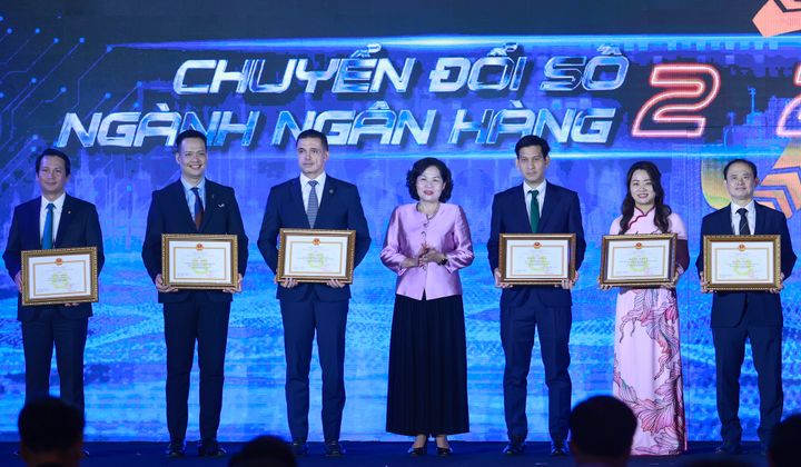 Chuyển đổi số ngành ngân hàng: Mở rộng kết nối và phát triển hệ sinh thái số