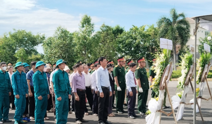 Phú Ninh: Tổ chức lễ truy điệu, an táng hài cốt liệt sỹ