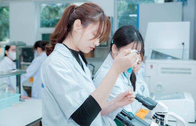 Trường đại học Công Nghệ Đông Á: Tối ưu mô hình đào tạo “Thực hành ứng dụng”