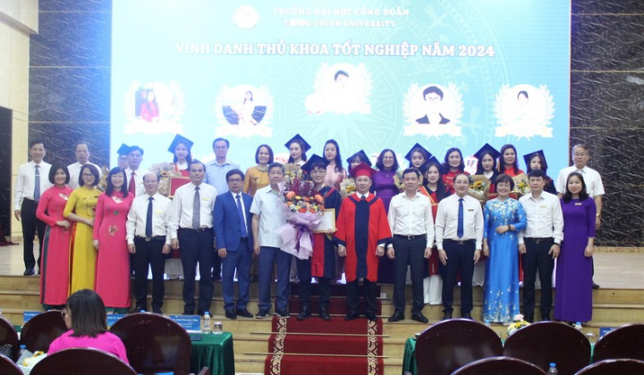 Niềm vui với hơn 1700 cử nhân Trường Đại học Công Đoàn