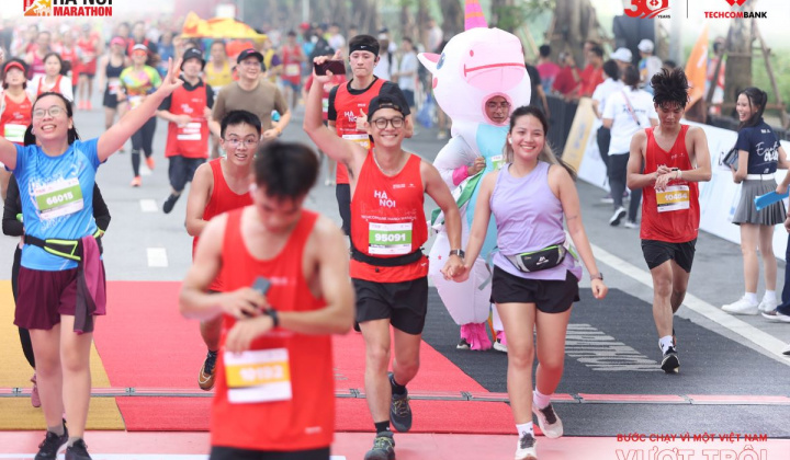 Giải Marathon Quốc tế Hà Nội Techcombank được lựa chọn là một trong những sự kiện thể thao tiêu biểu chào mừng 70 năm giải phóng Thủ đô