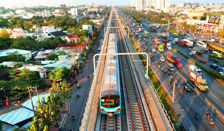 Thí điểm phân cấp quản lý nhà nước 8 lĩnh vực cho chính quyền TP Hồ Chí Minh