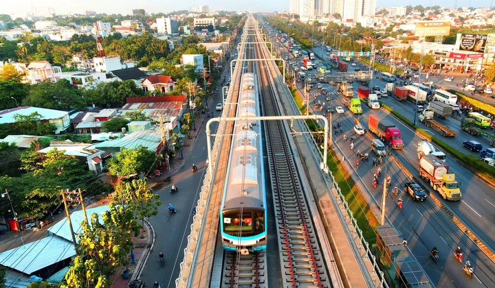 Thí điểm phân cấp quản lý nhà nước 8 lĩnh vực cho chính quyền TP Hồ Chí Minh