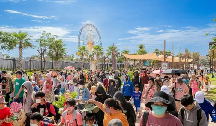 Du khách ồ ạt đổ về NovaWorld Phan Thiet trong ngày 'Cảm ơn Bình Thuận'