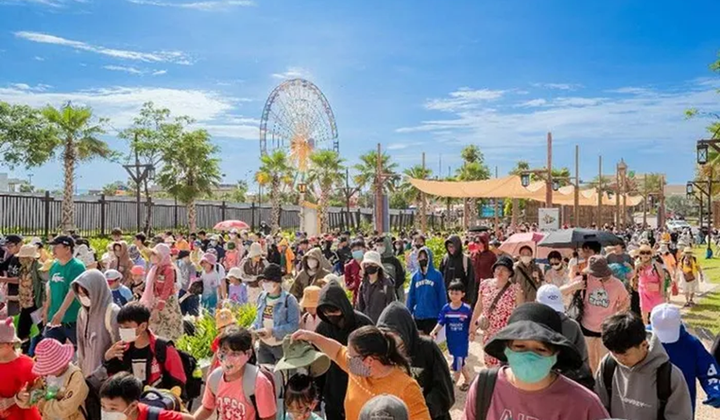 Du khách ồ ạt đổ về NovaWorld Phan Thiet trong ngày 'Cảm ơn Bình Thuận'