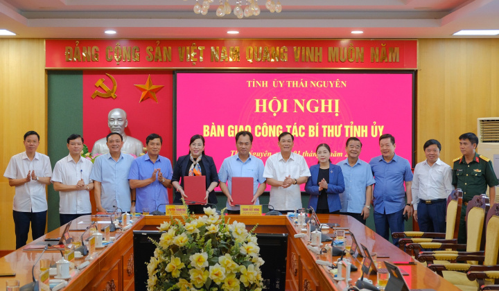 Thái Nguyên: Bàn giao công tác Bí thư Tỉnh ủy