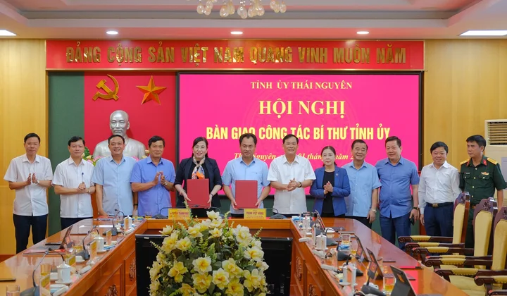 Thái Nguyên: Bàn giao công tác Bí thư Tỉnh ủy