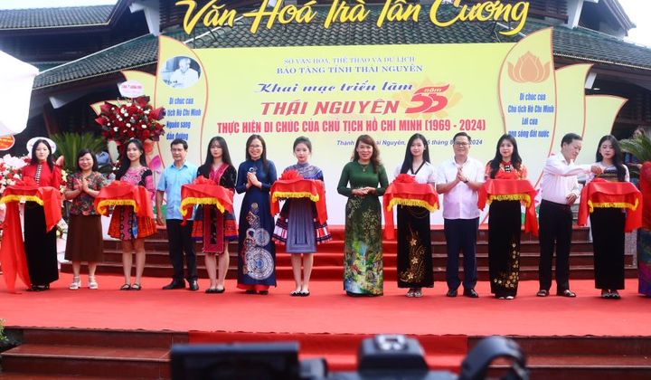 Triển lãm “Thái Nguyên 55 năm thực hiện Di chúc của Chủ tịch Hồ Chí Minh”