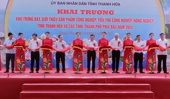 Thanh Hóa: Khai trương Khu trưng bày, giới thiệu sản phẩm CN-TTCN-NN các tỉnh, thành phố phía Bắc