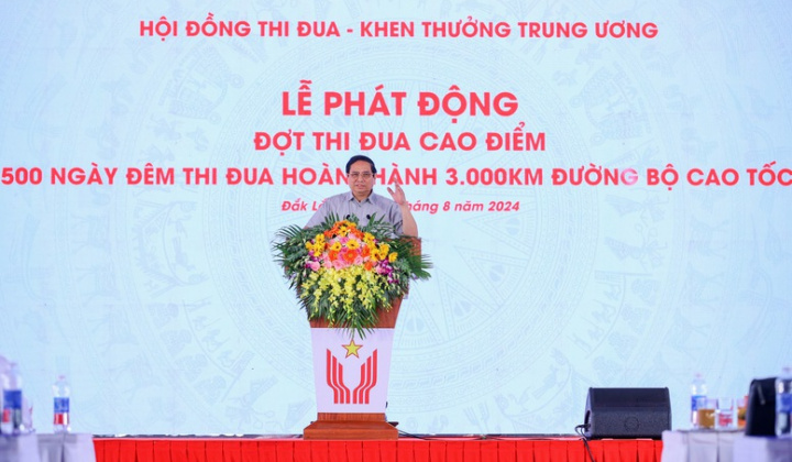 Phát động đợt thi đua cao điểm "500 ngày đêm thi đua hoàn thành 3.000km đường cao tốc"