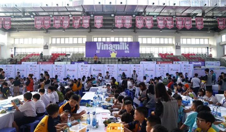 Loạt thử thách thú vị Vinamilk dành cho các tuyển thủ robot nhí về chủ đề bảo vệ môi trường