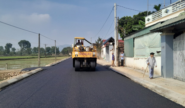 Thiệu Hóa: Sôi nổi phong trào hiến đất làm đường giao thông nông thôn