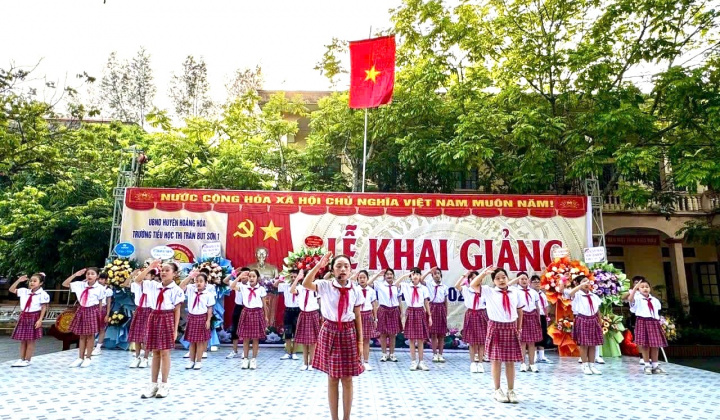 Các trường học ở Thanh Hóa hân hoan khai giảng năm học mới 2024 - 2025