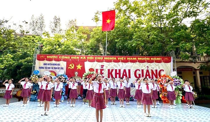 Các trường học ở Thanh Hóa hân hoan khai giảng năm học mới 2024 - 2025