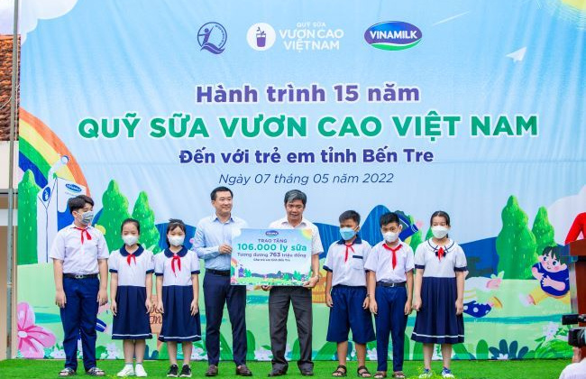 Vinamilk khởi động hành trình năm thứ 15 Quỹ sữa Vươn cao Việt Nam tại nhiều địa phương
