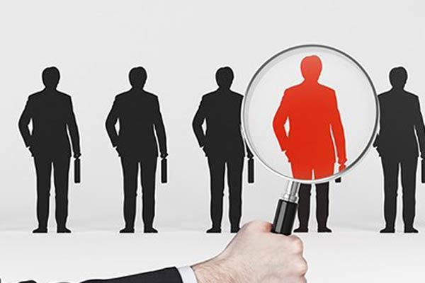 Quy định chính sách thu hút, trọng dụng người có tài năng làm việc trong cơ quan nhà nước