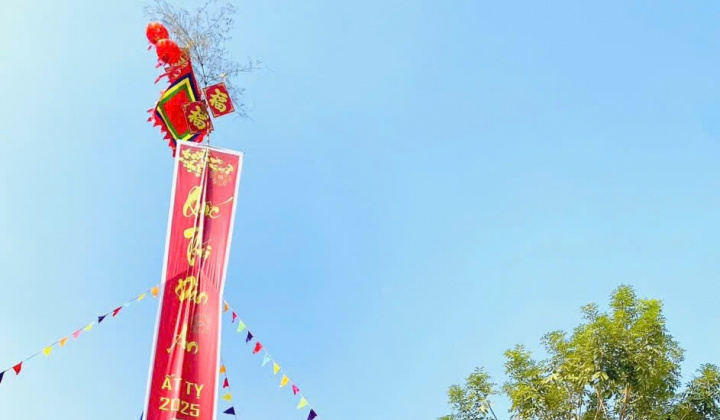 Độc đáo nghi lễ thượng nêu đón tết tại Di sản Thành Nhà Hồ