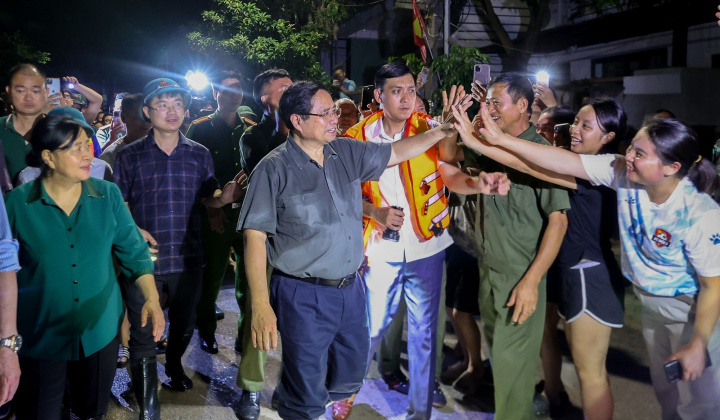 Chung sức, đồng lòng khắc phục hậu quả bão số 11, ổn định đời sống