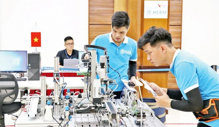 Đổi mới giáo dục nghề nghiệp: Từ ưu đãi chính sách đến bứt phá tự chủ