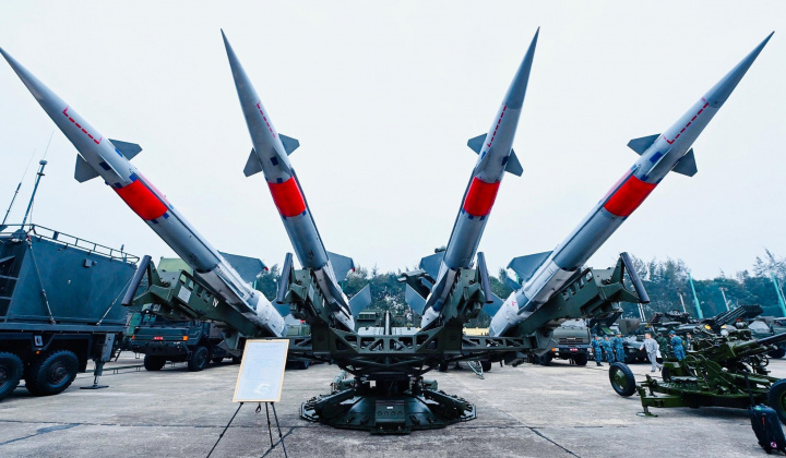 Sớm hoàn thiện dự án luật sửa đổi về công nghiệp quốc phòng, an ninh và động viên công nghiệp