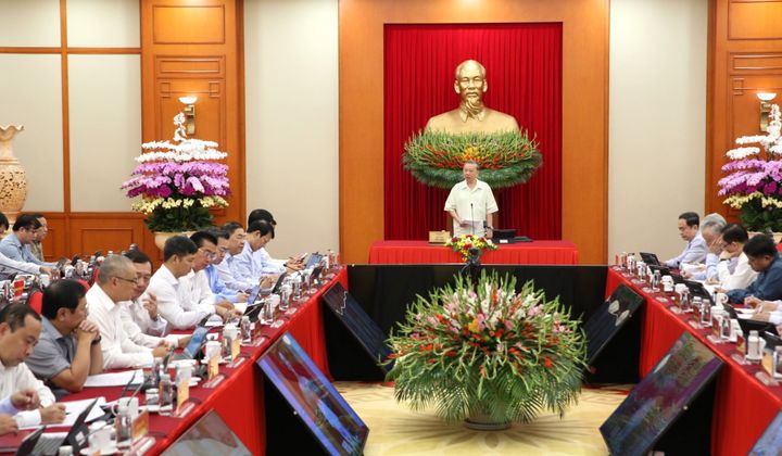 Phải lấy sự hài lòng và niềm tin của người dân và doanh nghiệp làm thước đo