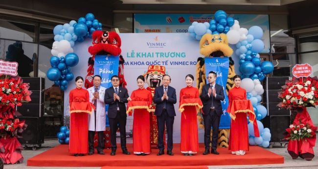 Vinmec mở rộng mạng lưới y tế với Phòng khám Quốc tế Royal Island tại Hải Phòng