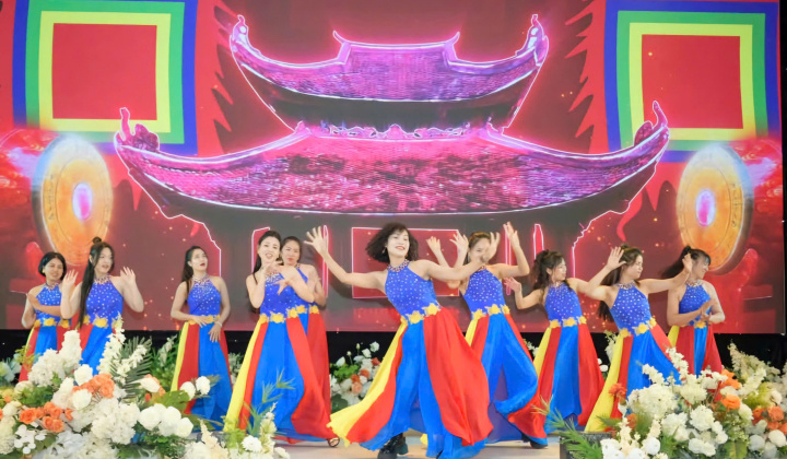 Phát huy vai trò của Văn nghệ sĩ trong bảo vệ nền tảng tư tưởng của Đảng