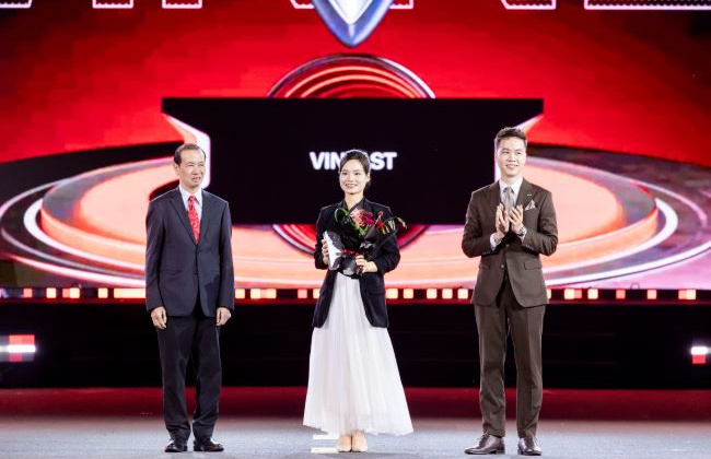 Chuyên gia: Giải thưởng “Thương hiệu Ô tô vươn mình” là sự ghi nhận khát vọng toàn cầu của VinFast