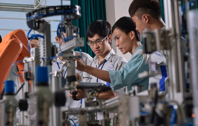 Phát triển doanh nghiệp khoa học – công nghệ trong tiến trình xây dựng kinh tế tri thức ở Việt Nam