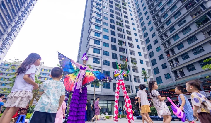 Sắc màu trung thu trong khu đô thị hiện đại