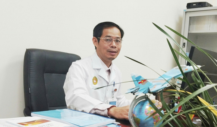 Đại tá, TS.BSCC. Nguyễn Văn Tuấn: Những vì sao sáng hai màu áo