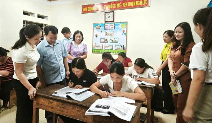 Thái Nguyên: Con chữ mở lối thoát nghèo cho đồng bào Mông ở Tràng Xá