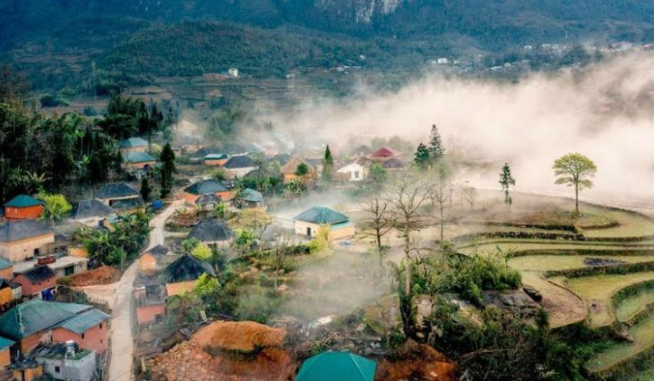 Phát huy giá trị văn hoá các dân tộc vùng biên Lào Cai gắn với phát triển du lịch