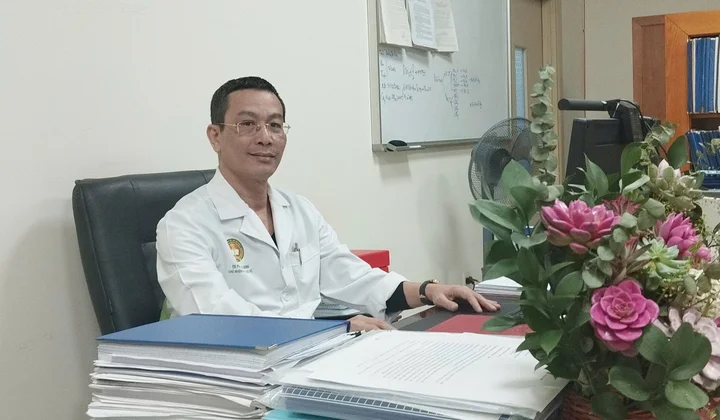 Đại tá, PGS.TS.BS. Phạm Thái Dũng: Giỏi chuyên môn, giàu y đức