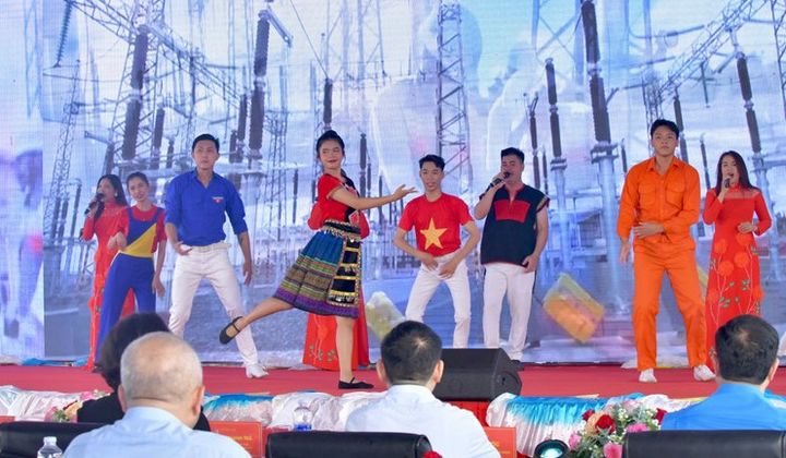 Khẩn trương phát động các đợt thi đua cao điểm, tăng tốc hoàn thành mục tiêu năm 2025